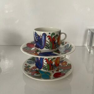 VILLEROY & BOCH ACAPULCO 2 LARGE SIZE MUGS 2 LARGE SIZE SAUCERS